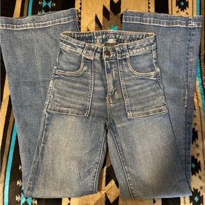 American Eagle flares